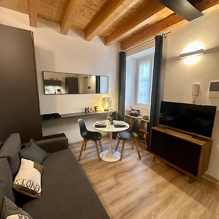 Holiday home In Center With Patio *