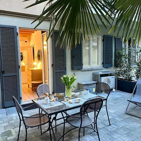 Holiday home In Center With Patio Como